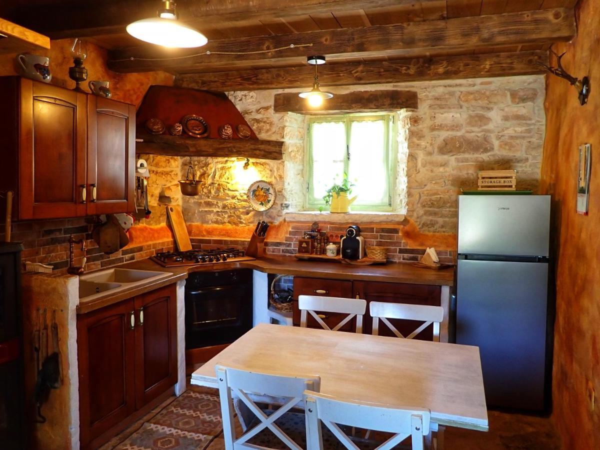 Cottage Al Merlo Olivo Buje Ngoại thất bức ảnh
